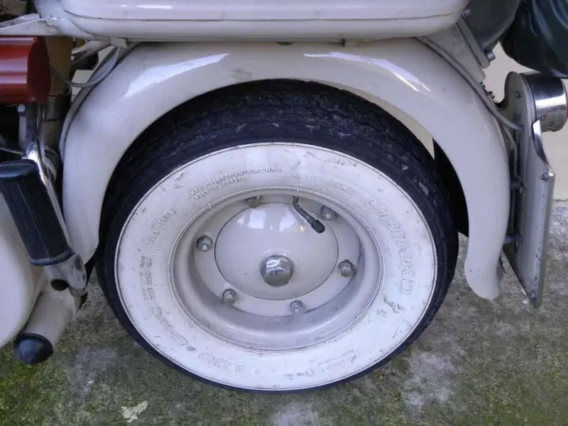 Lambretta 150 D (11)
