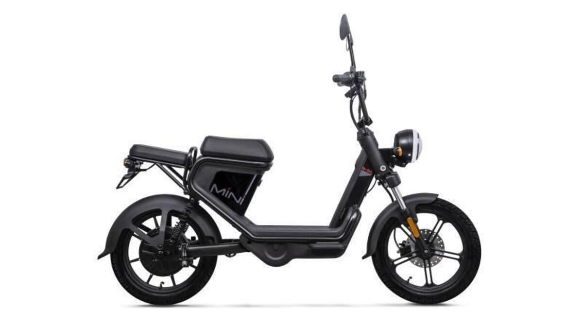 Vendo EZI Mini MS (2023 24) nuova a Cecina (codice 9106423) Moto.it