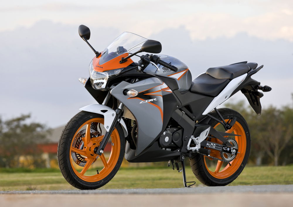 Honda CBR 125 R (2007 - 17) (2)