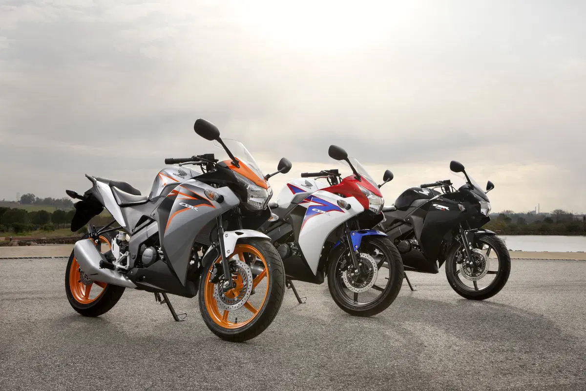Honda CBR 125 R CBR 125 R (2007 - 17) (14)