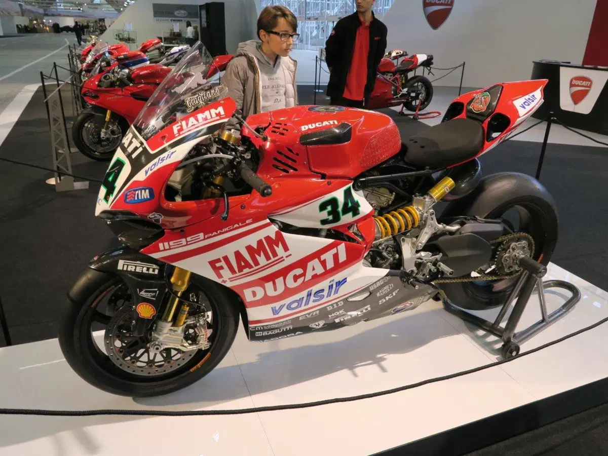 Le moto al Motor Show: Ducati Superbike e café racer special (19)