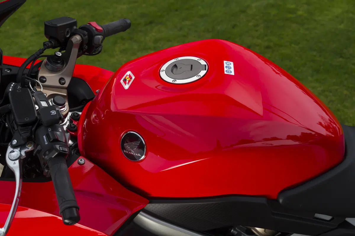 Honda VFR 800 VFR 800 F (2014 - 16) (7)