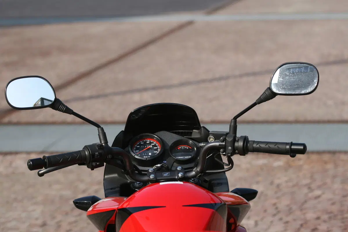 Honda CBF 125 CBF 125 (2008 - 14) (4)
