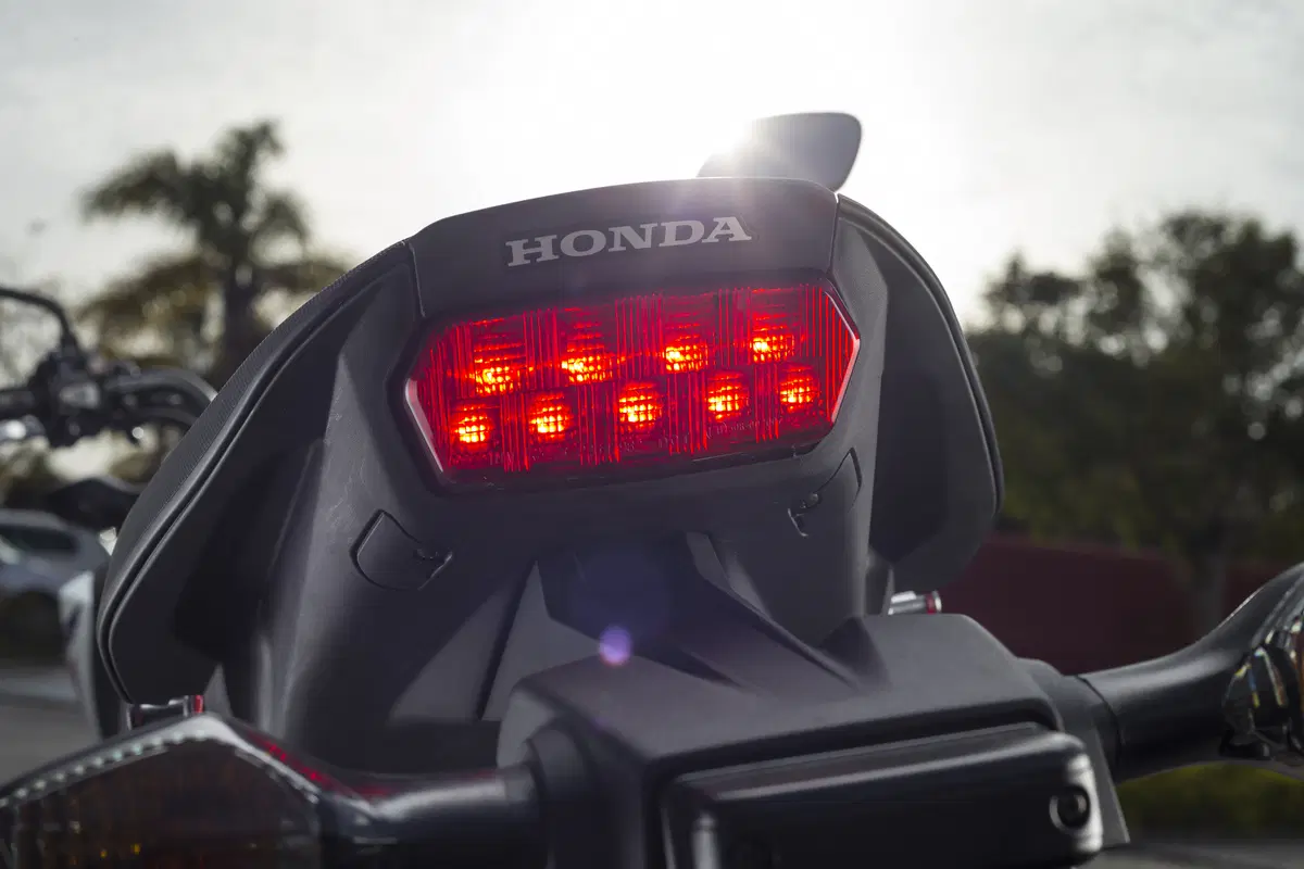 Honda CB 650 CB 650 F ABS (2014 - 17) (15)