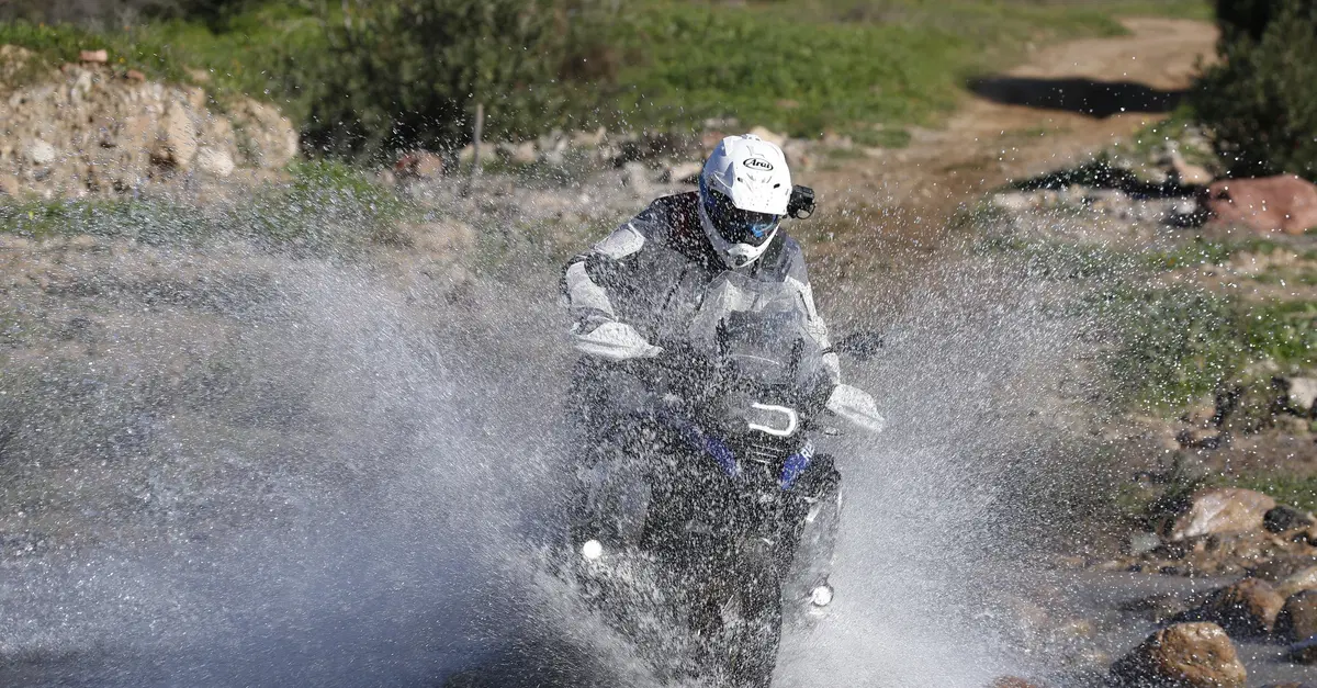 Negli USA BMW richiama 18.489 boxer per problemi all'albero primario. 25.000 moto interessate in Italia