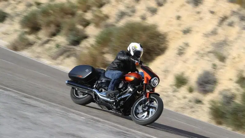 In moto senza casco? In Nebraska c'&egrave; un disegno di legge