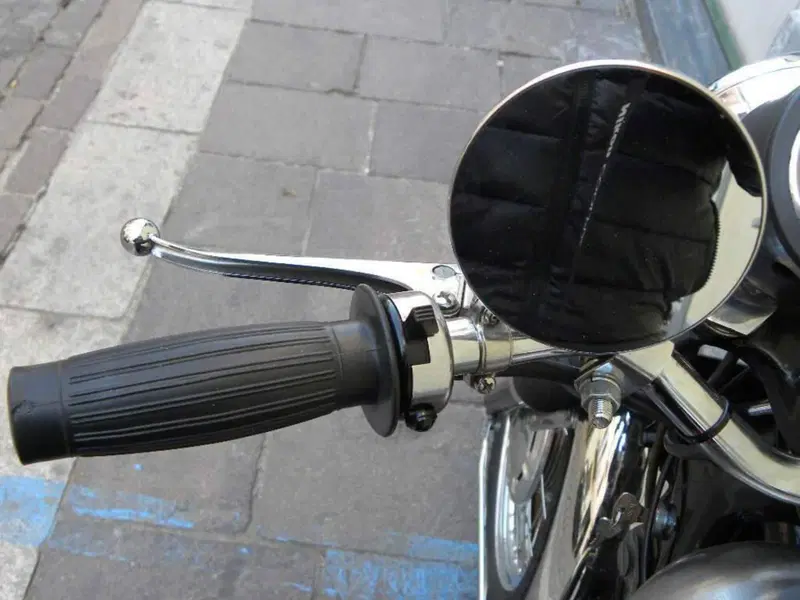 Bsa Spitfire 650 (14)