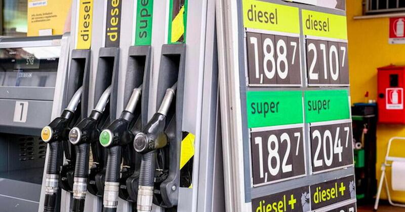 Caro carburanti. A gennaio quattro impianti su dieci fuori regola