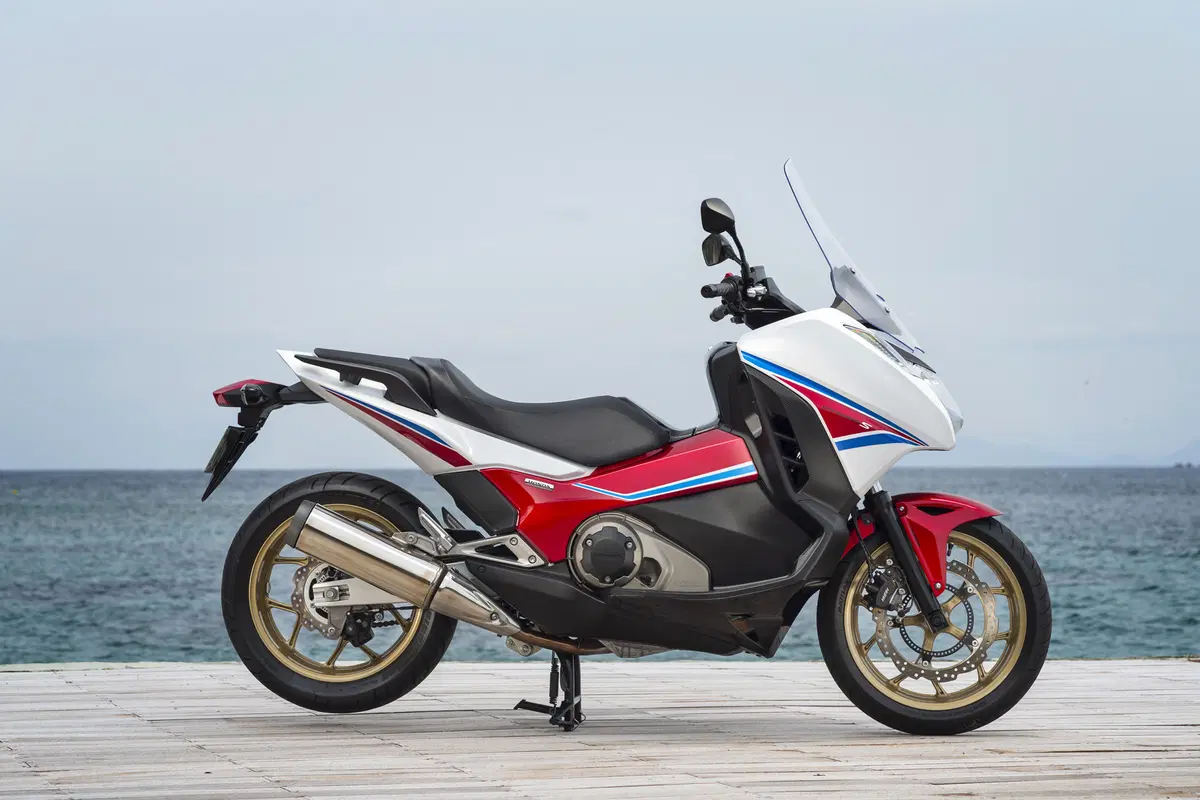Honda Integra Integra 750 DCT ABS (2014 - 15) (3)