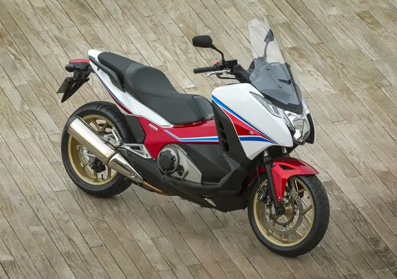 Honda Integra Integra 750 DCT ABS (2014 - 15) (15)