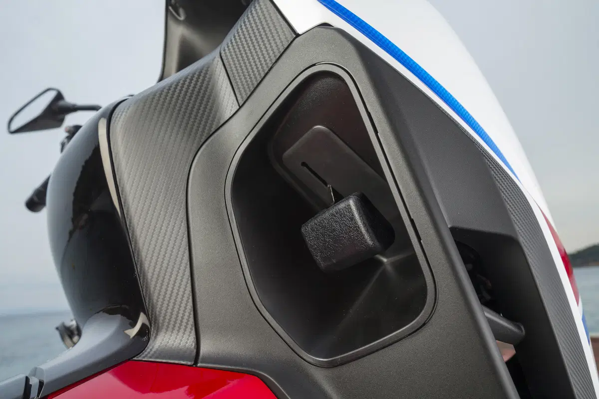 Honda Integra Integra 750 DCT ABS (2014 - 15) (19)