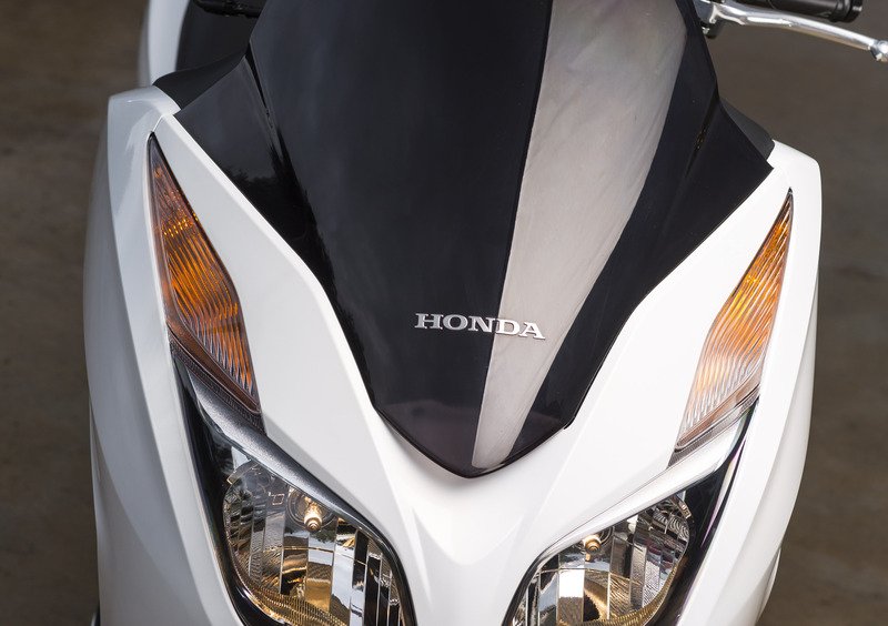 Honda Forza 300 Forza 300 ABS (2013 - 17) (6)