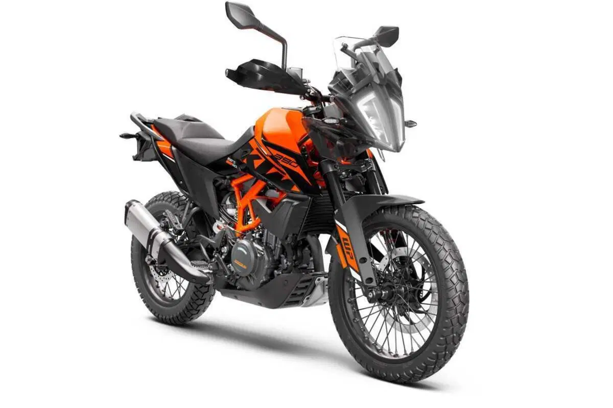 Arriva la versione 2023 della KTM Adventure 390: ecco come cambia (4)