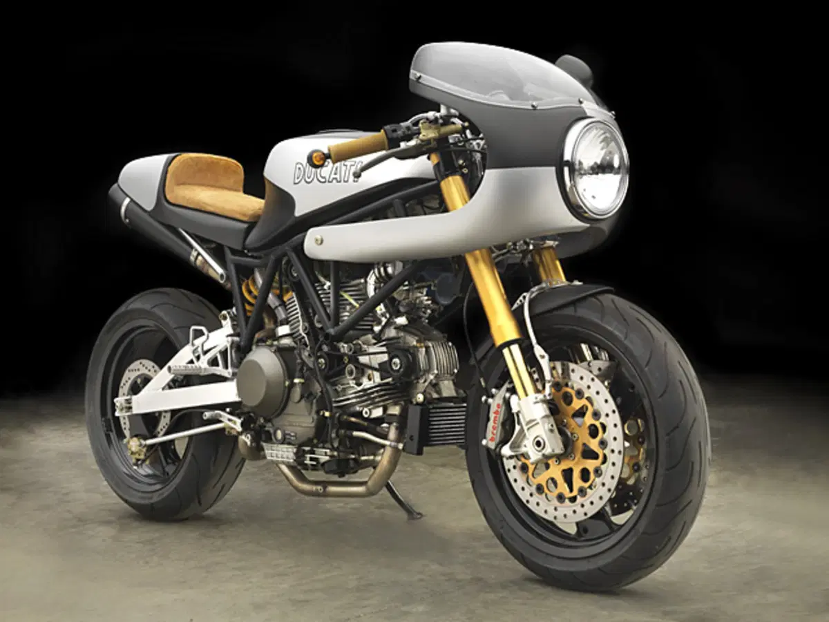 Moto Studio Ducati 900SS Racer 5