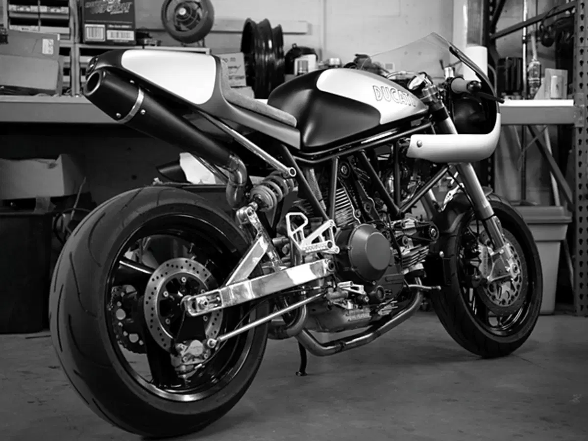 Moto Studio Ducati 900SS Racer 5 (6)
