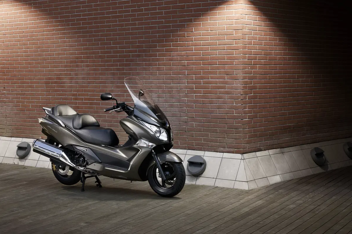 Honda SW-T 600 SW-T 600 (2011 - 17) (2)