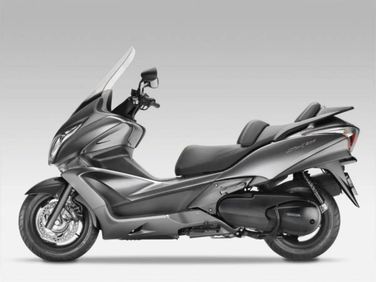 Honda SW-T 400 SW-T 400 ABS (2008 - 16) (3)