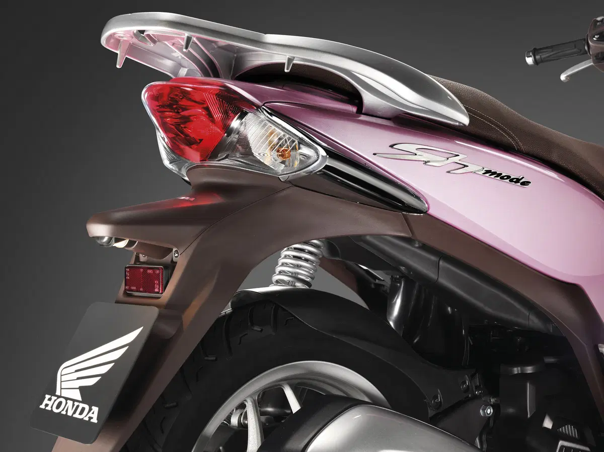 Honda SH 125 SH 125 Mode (2013 - 16) (11)