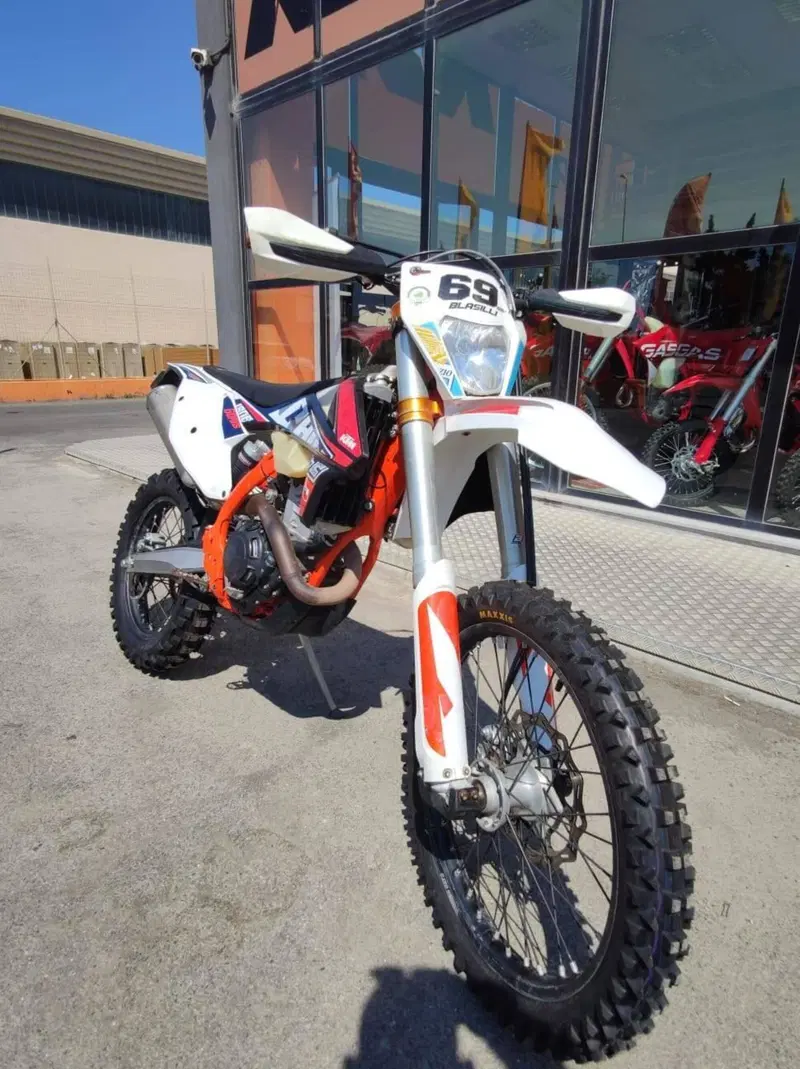KTM 350 EXC-F Six Days (2019) (4)