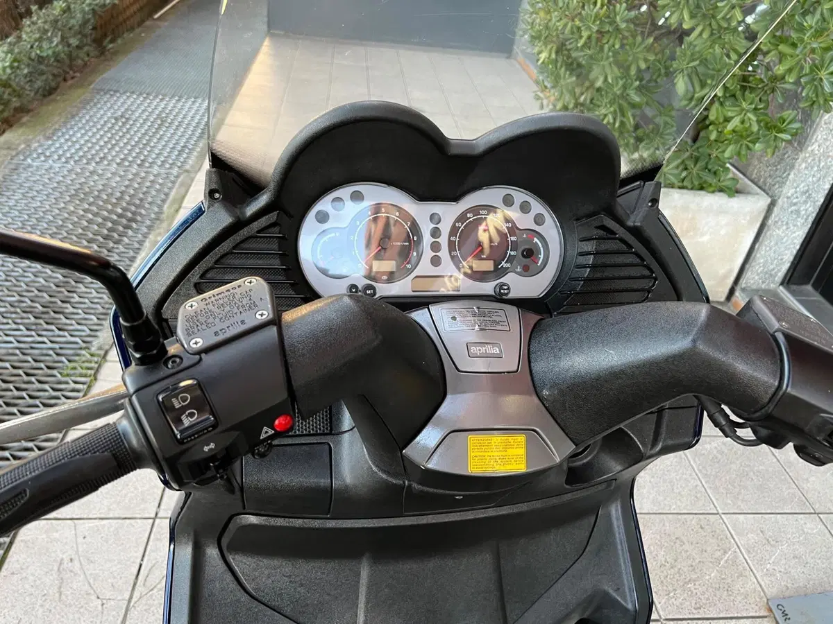 Aprilia Atlantic 500 (2001 - 02) (4)
