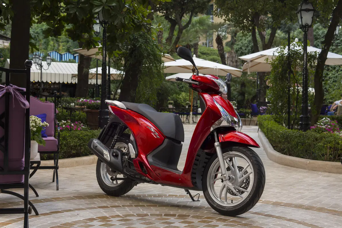 Honda SH 150 SH 150i ABS (2013 - 16) (6)