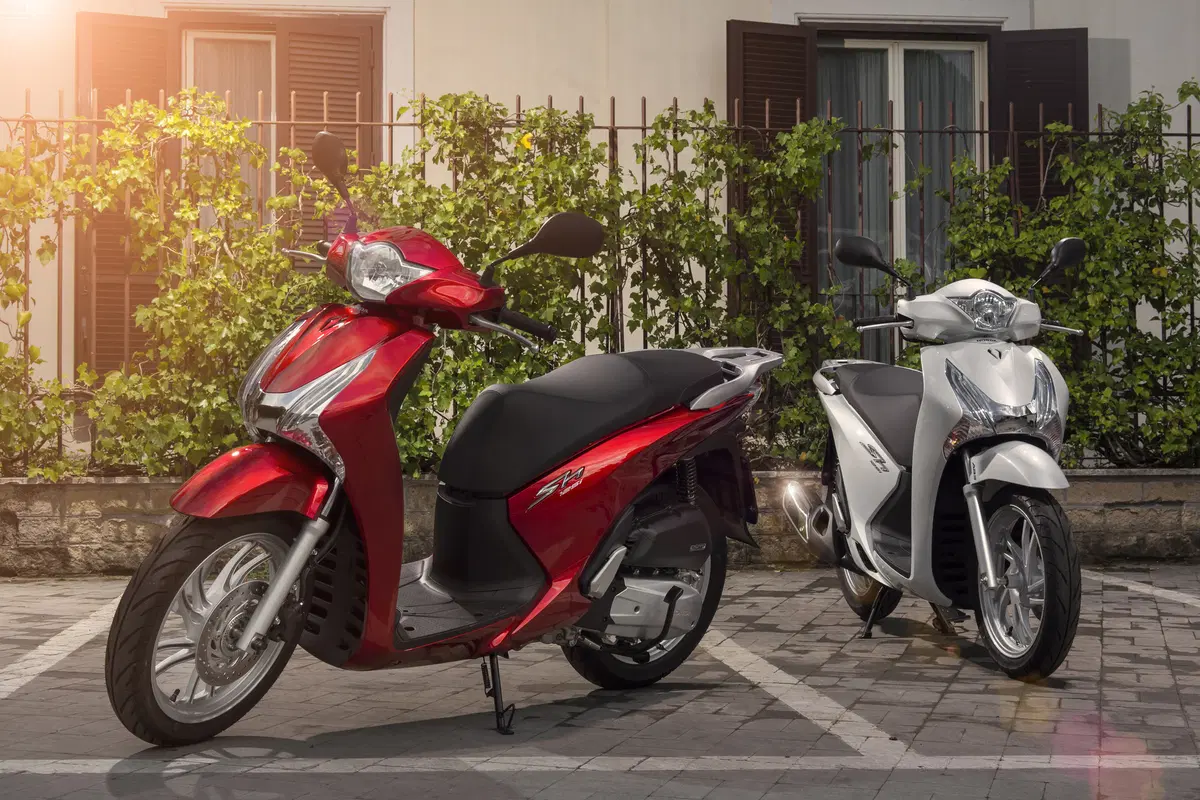 Honda SH 150 SH 150i ABS (2013 - 16) (7)