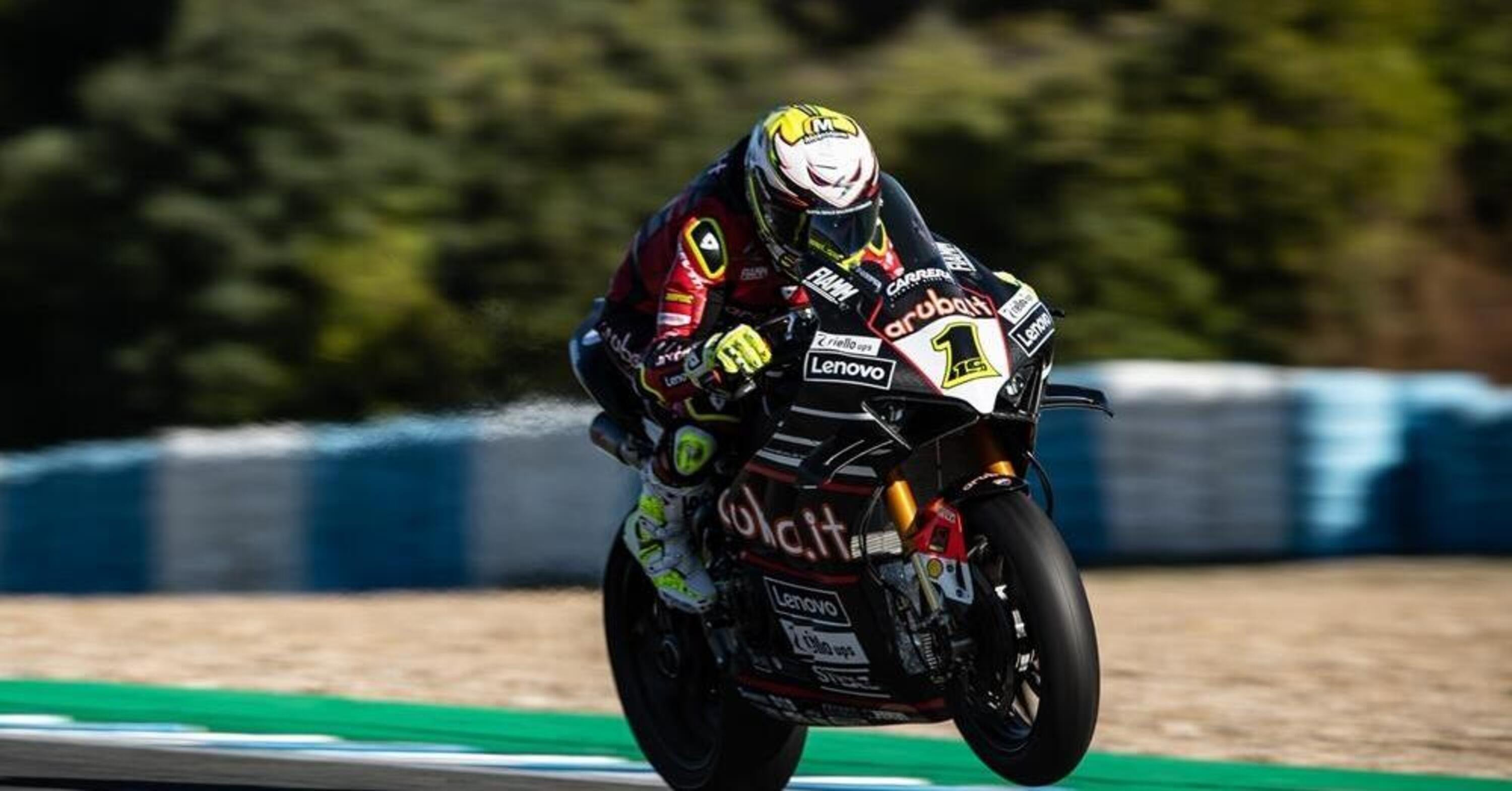 Superbike e MotoGP a confronto: a Portimao, Alvaro Bautista si avvicina a Pecco Bagnaia