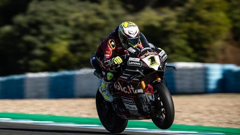 Superbike e MotoGP a confronto: a Portimao, Alvaro Bautista si avvicina a Pecco Bagnaia