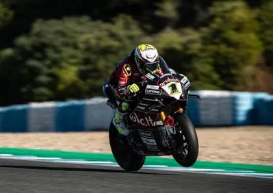 Superbike e MotoGP a confronto: a Portimao, Alvaro Bautista si avvicina a Pecco Bagnaia