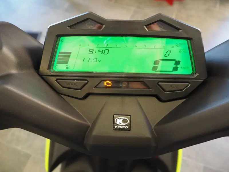 Kymco Super 8 50 R (2022 - 26) (6)