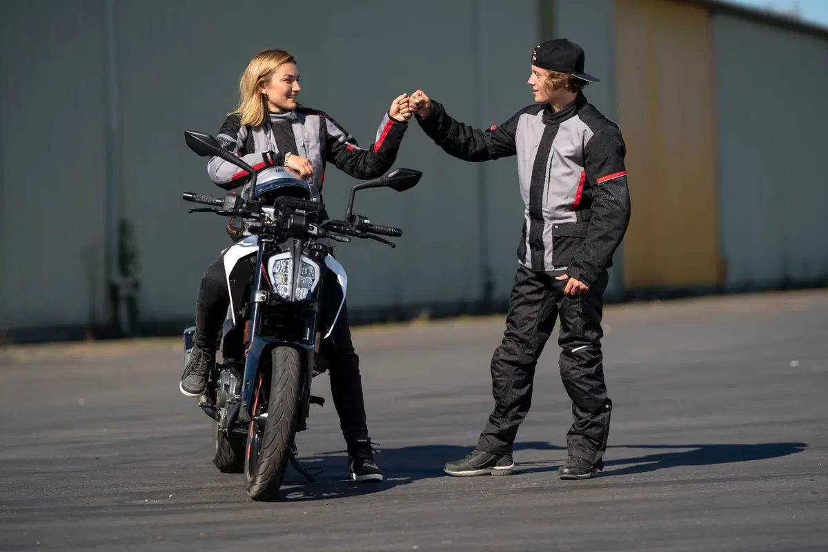 Fastway by Louis Moto: nuovo outfit touring (6)
