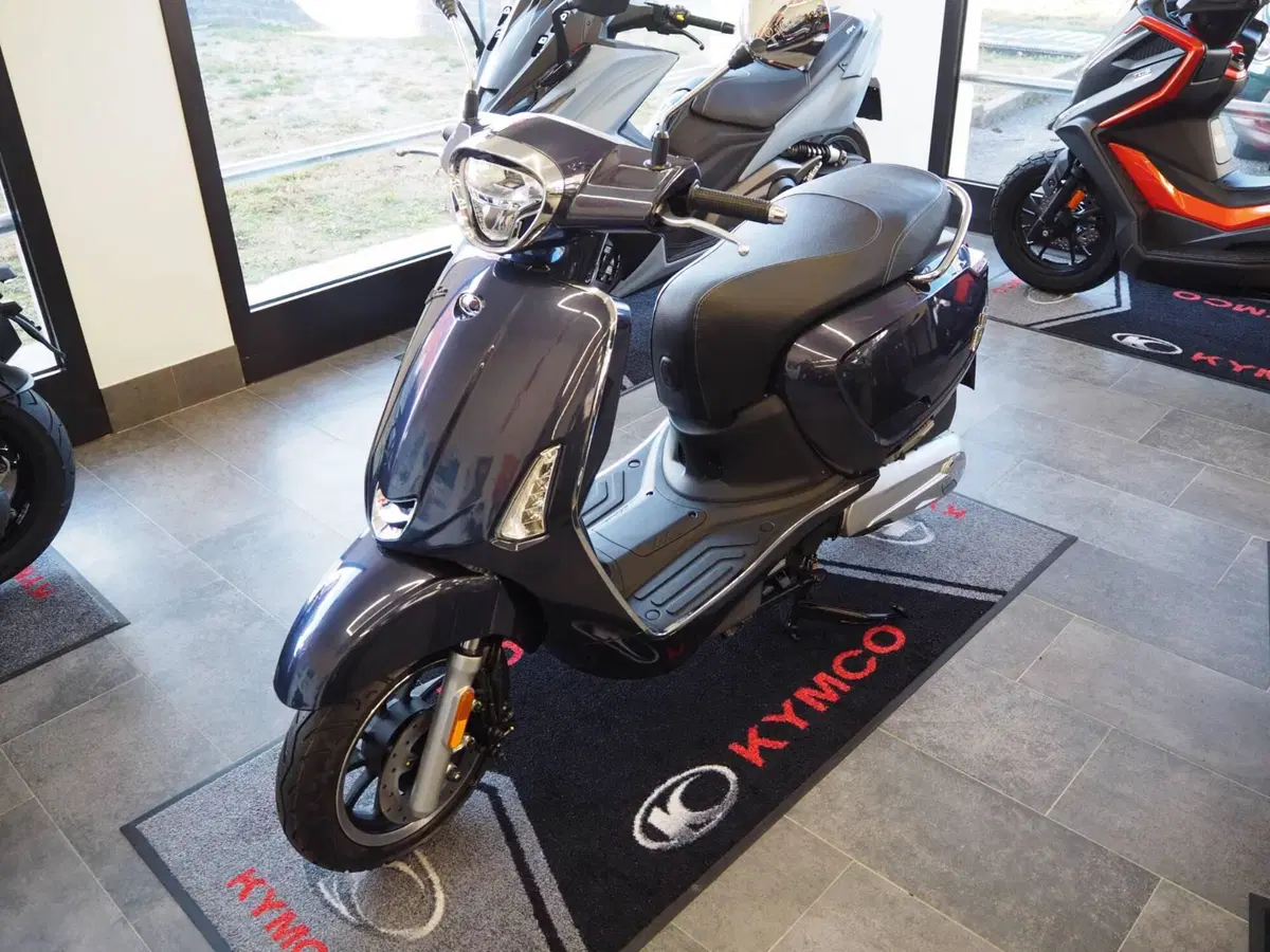 Kymco Like 125 (2021 - 26) (2)