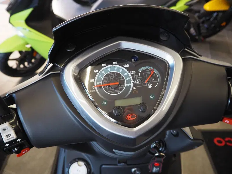 Kymco Agility 125 R16 Power Up (2021 - 26) (7)