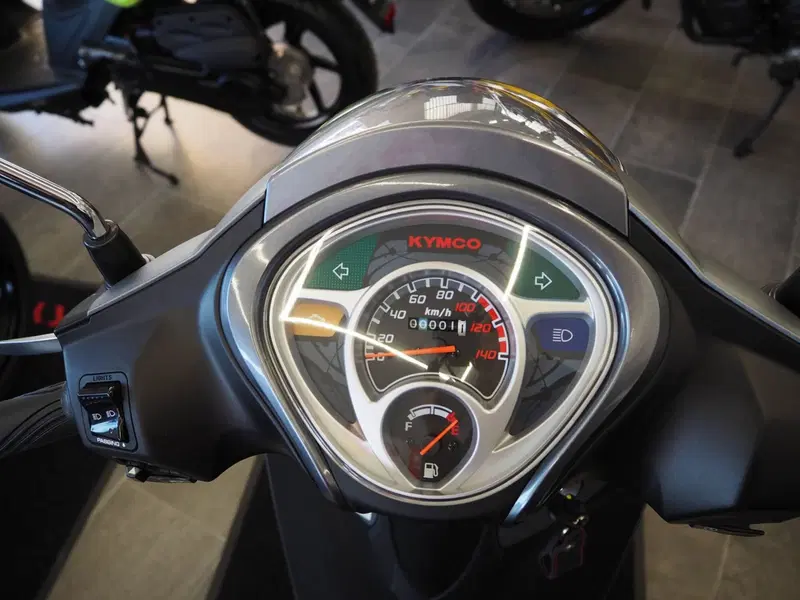 Kymco People 125i One (2021 - 25) (7)
