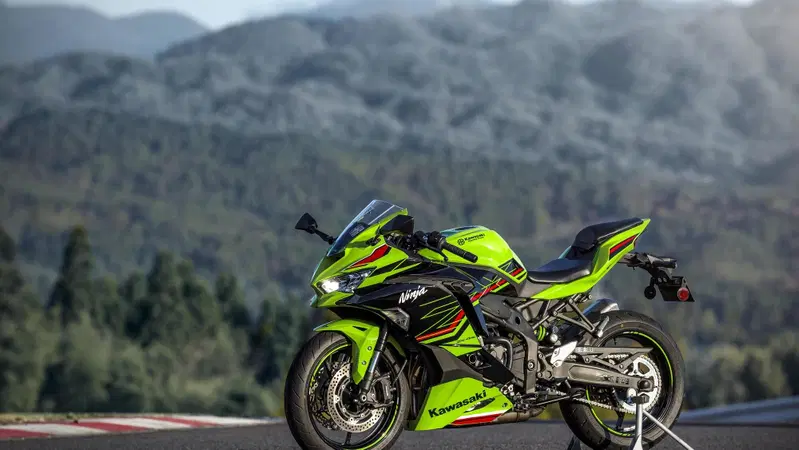 Kawasaki ZX-4R: c'&egrave; del mito in questa moto?