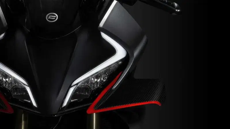 CFMoto: &egrave; allo studio un motore V4 1000 cc?