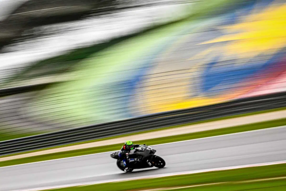 MotoGP 2023. Primo giorno dei test di Sepang: Yamaha prima con Cal Crutchlow! [GALLERY] (10)