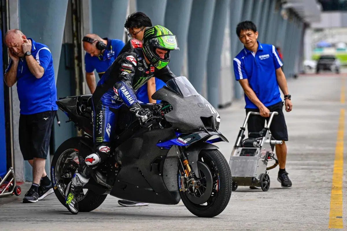 MotoGP 2023. Primo giorno dei test di Sepang: Yamaha prima con Cal Crutchlow! [GALLERY] (21)