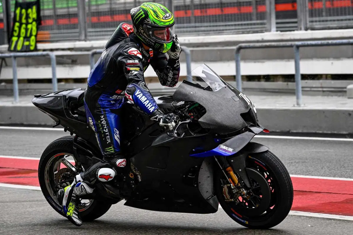 MotoGP 2023. Primo giorno dei test di Sepang: Yamaha prima con Cal Crutchlow! [GALLERY] (23)