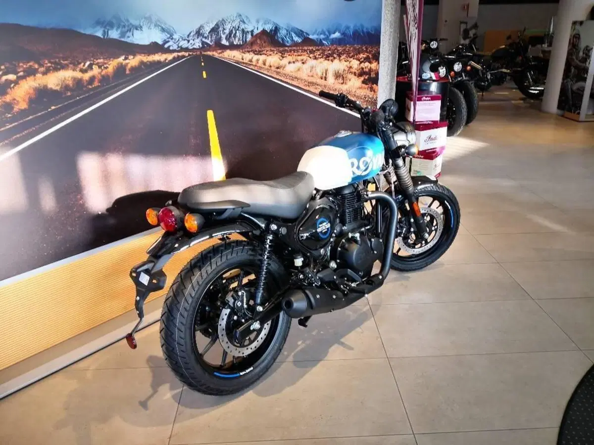 Royal Enfield HNTR 350 (2022 - 26) (6)