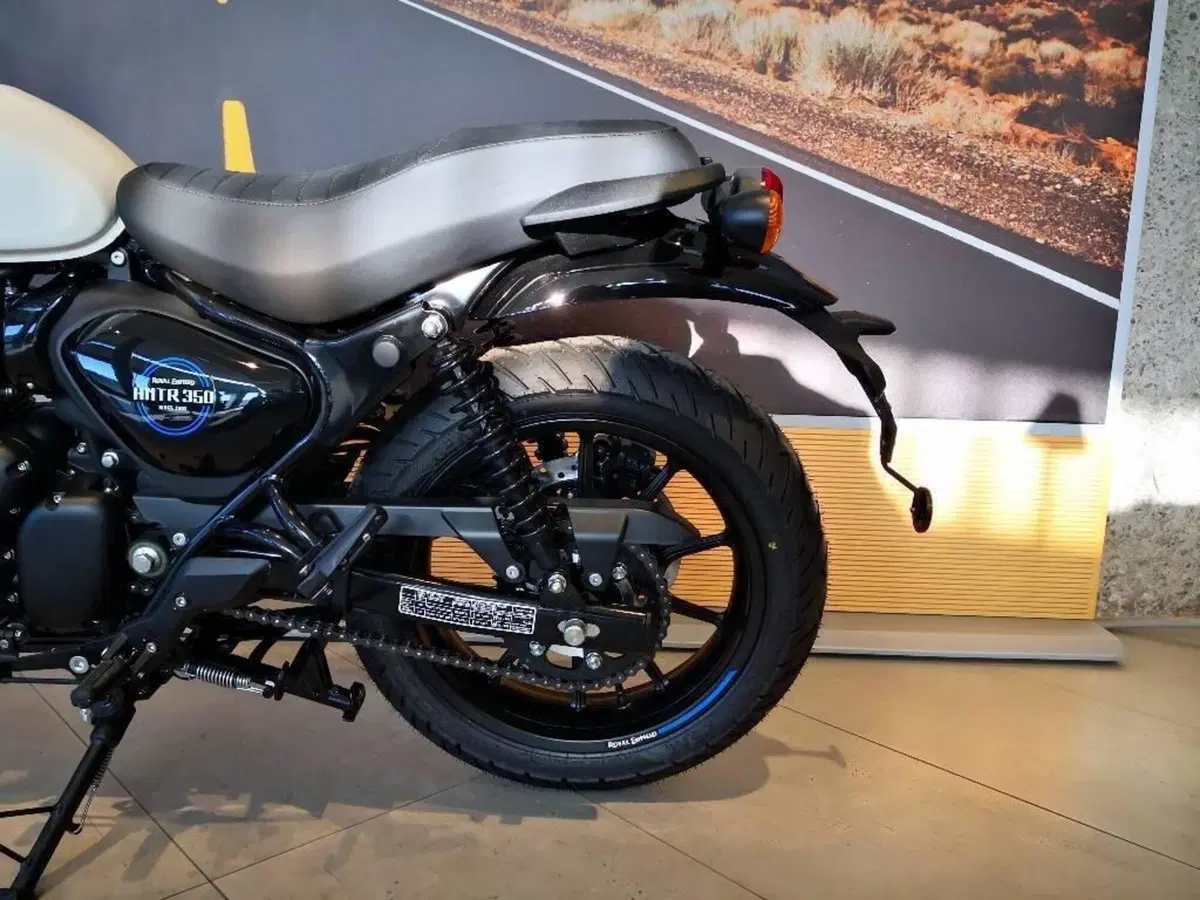 Royal Enfield HNTR 350 (2022 - 26) (9)