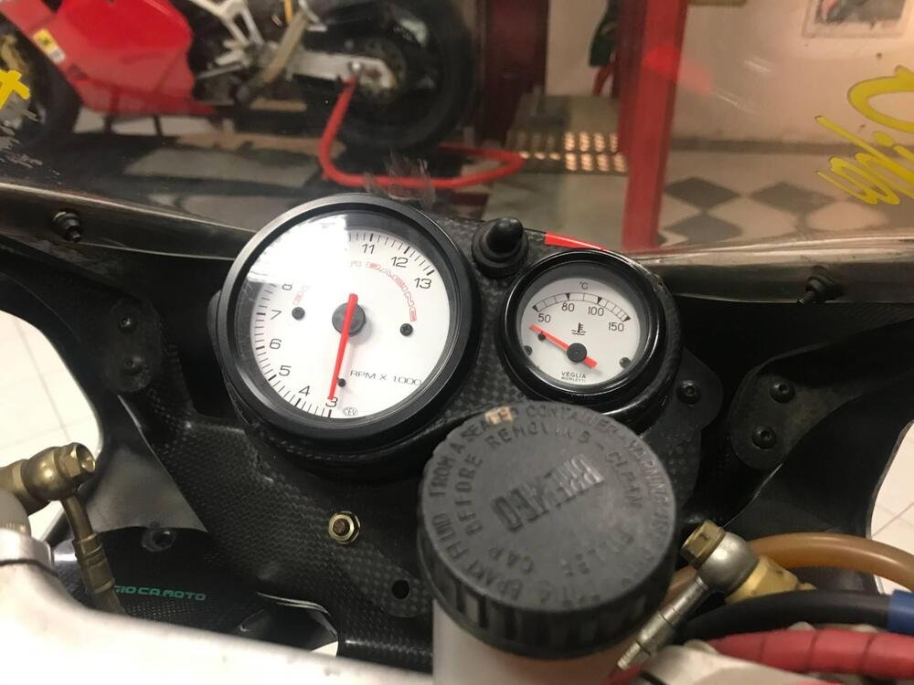 Ducati 748r (4)