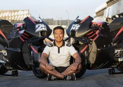 MotoGP 2023. Razlan Razali si toglie qualche sassolino dalle scarpe: Nei box nessun muro tra RFN e Aprilia...
