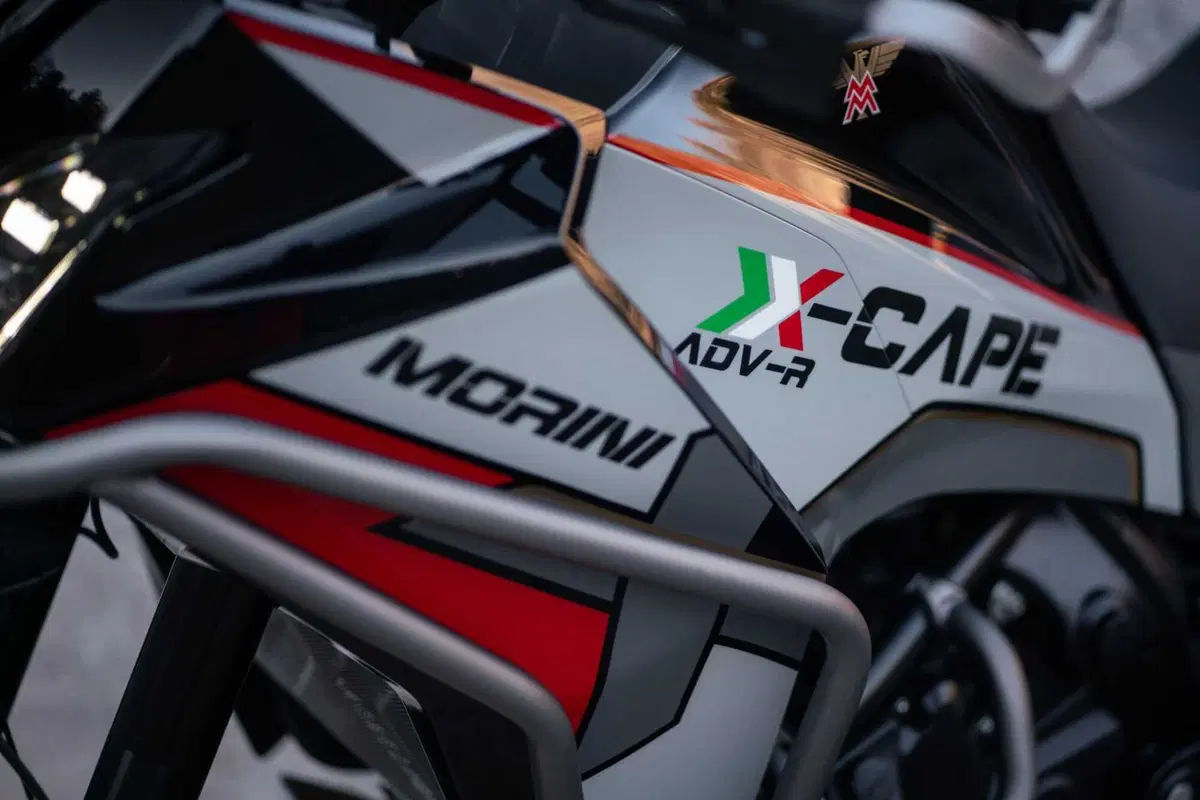 La Morini X-CAPE ADV-R in gara alla Bassella Race con Oriol Mena (3)