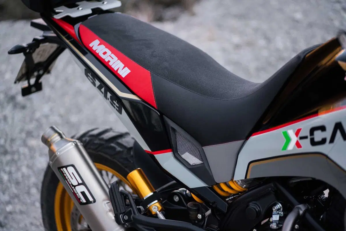 La Morini X-CAPE ADV-R in gara alla Bassella Race con Oriol Mena (7)