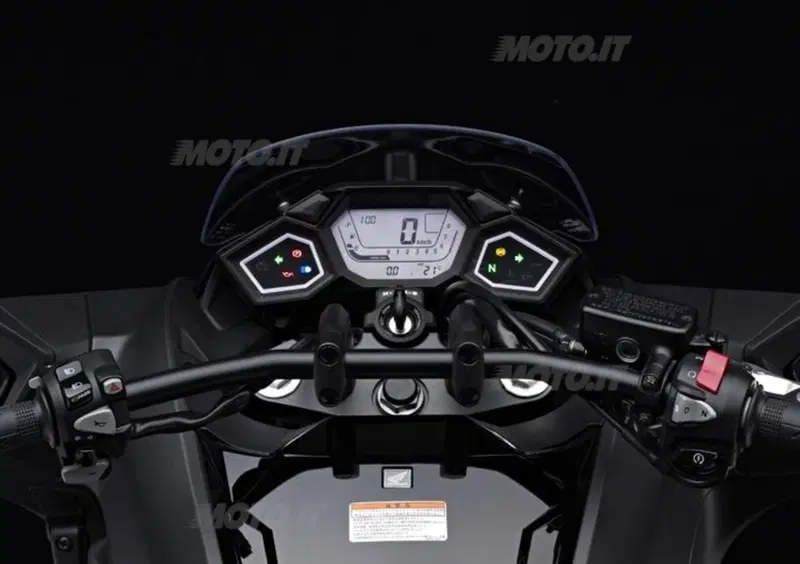 Honda Vultus NM4 Vultus NM4 (2014 - 16) (4)