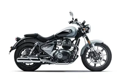 Royal Enfield Super Meteor 650 (2023 - 26) nuova
