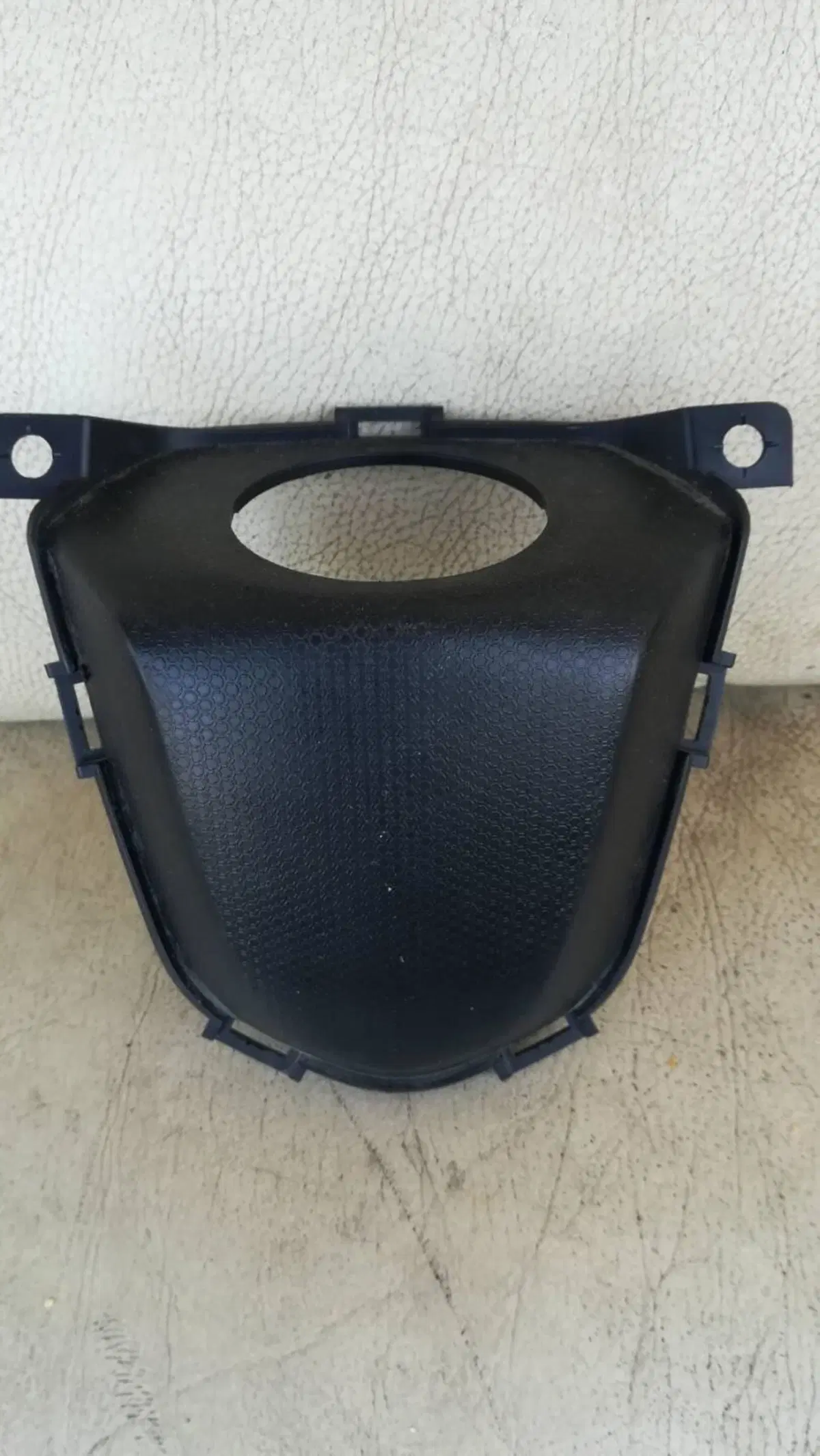 Coperchio chiusura blocchetto chiavi Kymco Downtow (2)