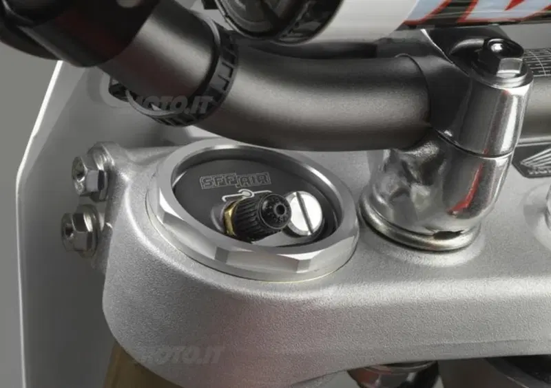 Honda CRF 250R CRF 250RF (2015) (4)