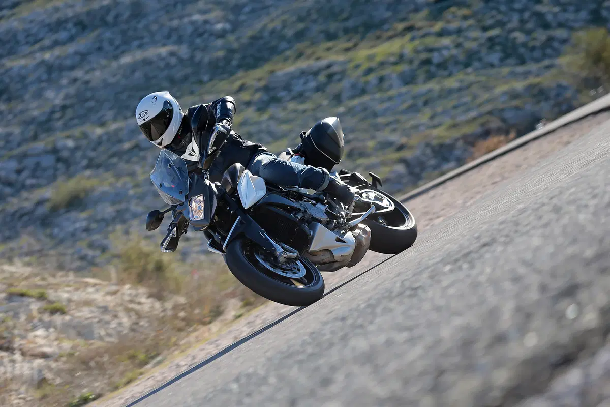 MV Agusta Stradale 800 (18)
